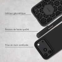 Accezz Coque Tough avec MagSafe Apple iPhone 18 Pro / 17 Pro - Noir