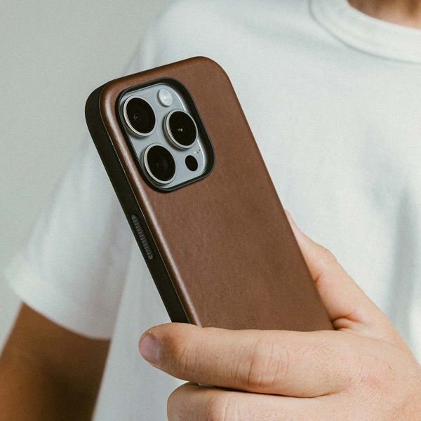 Nomad Coque Modern Leather avec MagSafe Apple iPhone 16 Pro - Marron