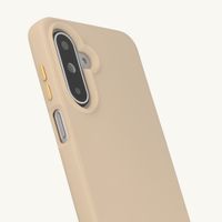 Selencia Coque arrière Rivièra avec MagSafe avec crochets amovibles Samsung Galaxy A17 (5G) / (4G) - Milky Latte