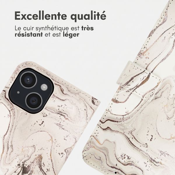 imoshion Étui de télephone portefeuille Design Apple iPhone 15 - Sandy Marble
