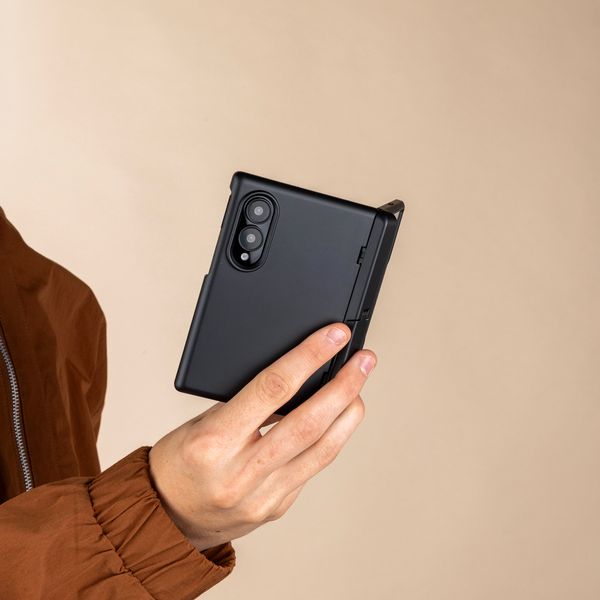 imoshion Color Backcover avec support Samsung Galaxy Z Fold 8 - Noir