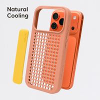 Callbuddy Coque avec strap Apple iPhone 17 Pro - Coral Pop