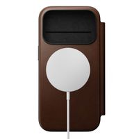 Nomad Étui de télephone portefeuille Modern Leather Folio Apple iPhone 17 Pro - Marron