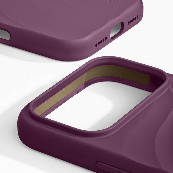 iDeal of Sweden Coque Soft Swirl Silicone MagSafe Apple iPhone 17 Pro - Velvet Plum