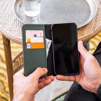 Accezz Étui de téléphone portefeuille en cuir de qualité supérieure 2 en 1 Samsung Galaxy S22 - Vert
