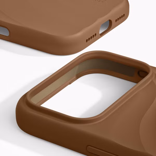 iDeal of Sweden Coque Soft Swirl Silicone MagSafe Apple iPhone 17 Pro - Salted Caramel