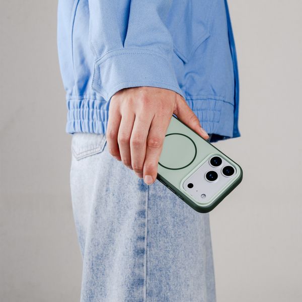 imoshion Coque arrière Color avec Thin MagSafe Ring Samsung Galaxy S25 / S24 - Vert foncé