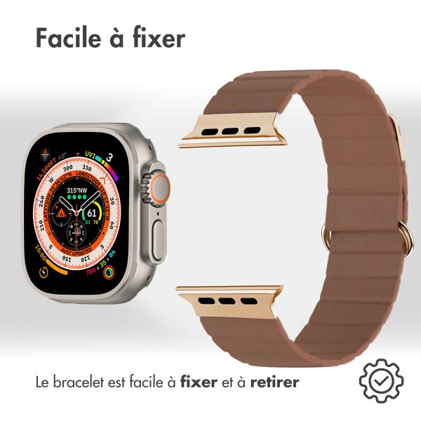 imoshion Bracelet en cuir magnétique Apple Watch | 44/45/46/49 mm - Marron