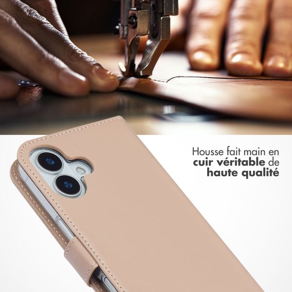 Selencia Étui portefeuille en cuir véritable Apple iPhone 17 - Dusty Pink