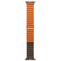 Uniq Bracelet Revix Premium Edition réversible Apple Watch | 44/45/46/49 mm - Saffron Orange / Khaki