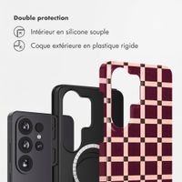 Selencia Coque arrière Vivid avec MagSafe Samsung Galaxy S26 Ultra - Check This Burgundy