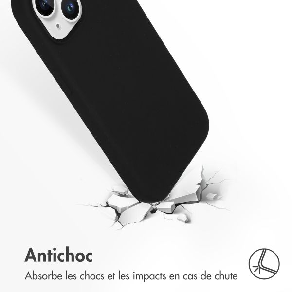 Accezz Coque Liquid Silicone Apple iPhone 15 - Noir