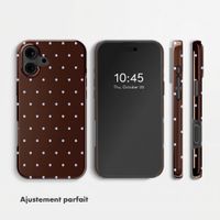 Selencia Coque arrière Vivid Apple iPhone 16 - Happy Dots Chocolate