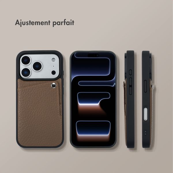 Selencia Coque Riva avec porte-cartes Apple iPhone 17 Pro - Mocha Brown