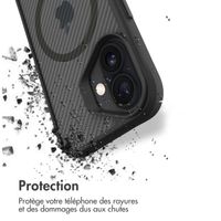 imoshion Rugged Hybrid Carbon Case avec MagSafe Apple iPhone 16 - Noir