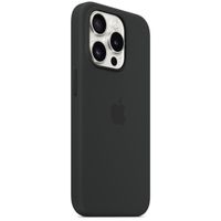 Apple Coque en silicone MagSafe Apple iPhone 15 Pro - Black