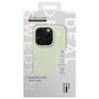 iDeal of Sweden Coque en silicone avec MagSafe Apple iPhone 15 Pro - Sage Green