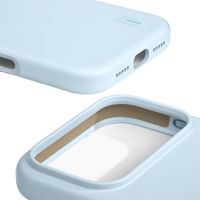 iDeal of Sweden Coque en silicone avec MagSafe Apple iPhone 17 Pro Max - Light Blue