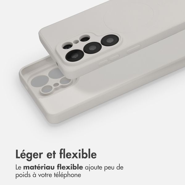 imoshion Coque Couleur avec MagSafe Samsung Galaxy S26 Ultra - Beige