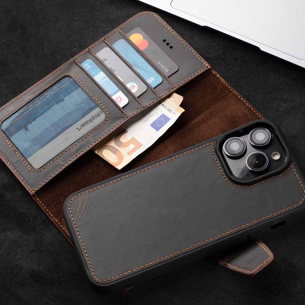 Wachikopa Étui de télephone portefeuille Magic 2-in-1 Samsung Galaxy S23 FE - Dark Brown