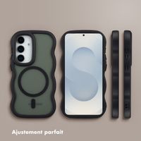 Selencia Coque arrière Wavy avec MagSafe Samsung Galaxy S25 / S24 - Noir