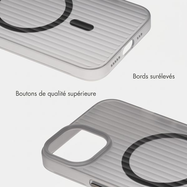 Accezz Coque arrière Lite avec MagSafe | Fluted | Apple iPhone 13 - Gris