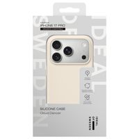 iDeal of Sweden Coque en silicone avec MagSafe Apple iPhone 17 Pro - Cloud Dancer