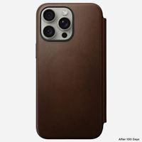 Nomad Étui de télephone portefeuille Modern Leather Folio Apple iPhone 15 Pro Max - Marron