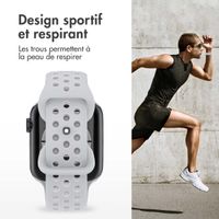 imoshion Bracelet Sport⁺ en silicone Apple Watch | 38/40/41/42 mm - Taille S/M - Grey & White