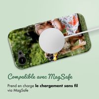 Concevez votre propre coque Tough avec MagSafe Apple iPhone 17e / 16e - Blanc