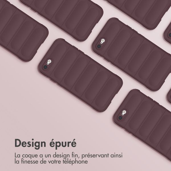 imoshion EasyGrip Backcover Apple iPhone SE (2022 / 2020) / 8 / 7 - Aubergine