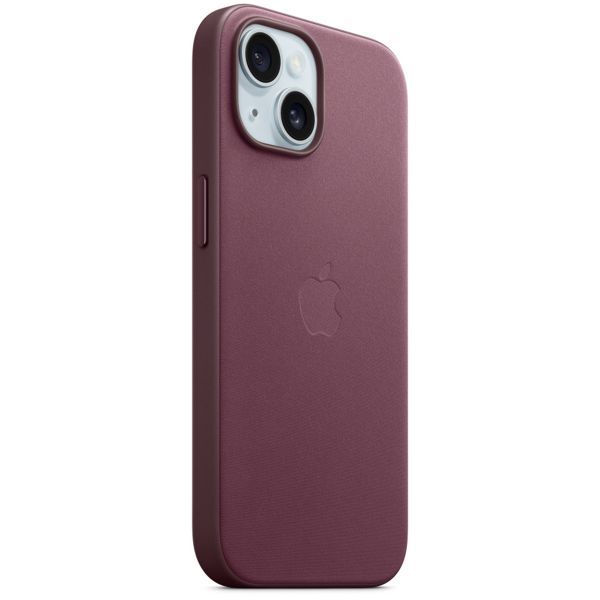 Apple Coque FineWoven MagSafe Apple iPhone 15 - Mulberry