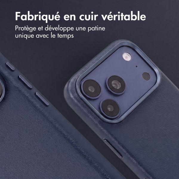 Accezz Coque arrière en cuir avec MagSafe Apple iPhone 18 Pro Max / 17 Pro Max - Nightfall Blue