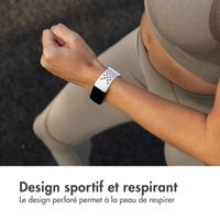 imoshion Bracelet sport en silicone avec boucle Fitbit Charge 5 / 6 - Blanc
