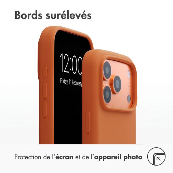 Accezz Coque Liquid Silicone avec MagSafe Apple iPhone 18 Pro Max / 17 Pro Max - Orange