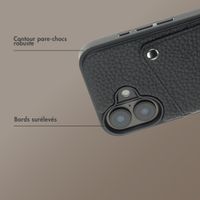 Selencia Coque Riva avec porte-cartes Apple iPhone 16 - Noir