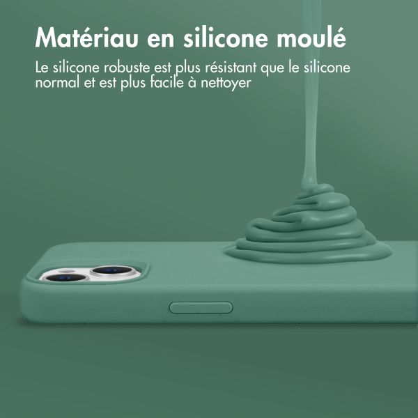Accezz Coque Liquid Silicone avec MagSafe Apple iPhone 13 Pro - Vert foncé