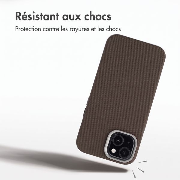 Accezz Coque arrière Mesh avec MagSafe Apple iPhone 14 / 13 - Marron