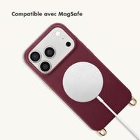 Selencia Coque arrière Rivièra avec MagSafe avec crochets amovibles Apple iPhone 18 Pro / 17 Pro - Bold Burgundy