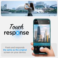 Spigen Protection d'écran en verre trempé GLAStR Fit 2 Paquets + Applicator Apple iPhone 16 / 15