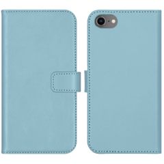 Selencia Étui portefeuille en cuir véritable Apple iPhone SE (2022 / 2020) / 8 / 7 / 6(s) - Air Blue