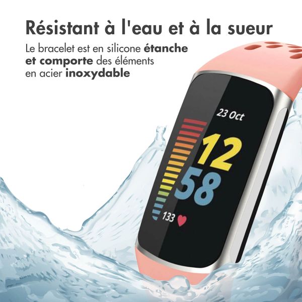 imoshion Bracelet sport en silicone avec boucle Fitbit Charge 5 / 6 - Peach