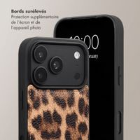 Selencia Coque de télephone Nova avec cordon et porte-cartes Apple iPhone 18 Pro / 17 Pro - Leopard