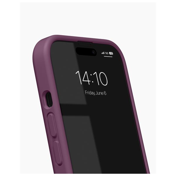 iDeal of Sweden Coque Soft Swirl Silicone MagSafe Apple iPhone 17e / 16e / 15 / 14 / 13 - Velvet Plum