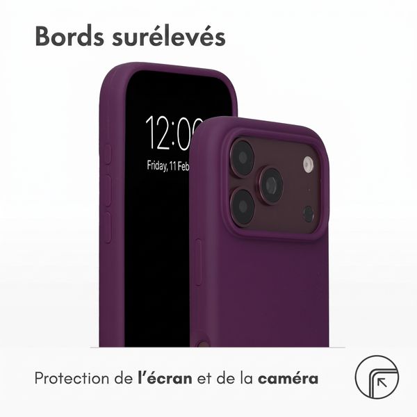 Accezz Coque Liquid Silicone avec MagSafe Apple iPhone 18 Pro Max / 17 Pro Max - Dark Cherry