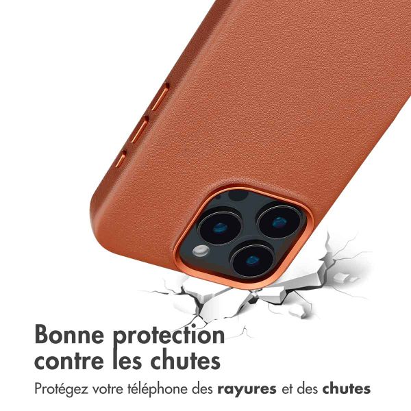 Accezz Coque arrière en cuir avec MagSafe Apple iPhone 16 Pro - Sienna Brown