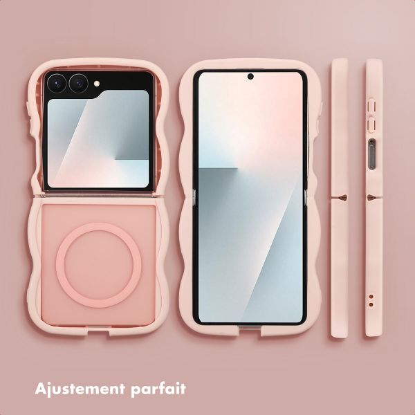 Selencia Coque arrière Wavy avec MagSafe Samsung Galaxy Z Flip 7 - Soft Pink