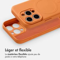 imoshion Coque Couleur avec MagSafe Apple iPhone 15 Pro - Orange