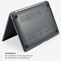 Selencia Coque Paillettes Apple MacBook Pro 16 pouces (2021 / 2023 M3 / 2024 M4 / 2026 M5) - Noir