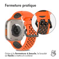 imoshion Bracelet sport en silicone avec boucle Apple Watch | 44/45/46/49 mm - Orange & Black